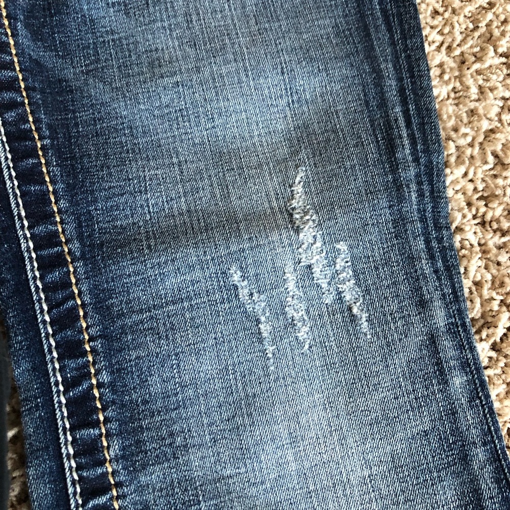 Miss Me JD1103BV Boot cut size 27, 31” inseam in great condition. - Picture 9 of 10